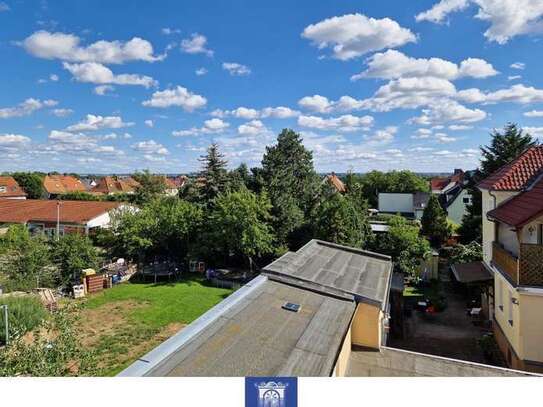 Individuelle Dachgeschosswohnung mit Pfiff! Großer Balkon mit weitem Blick!