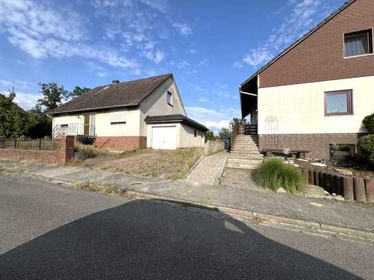 Einfamilienhaus mit Ausbaureserve zum herrichten in Sackgassenlage