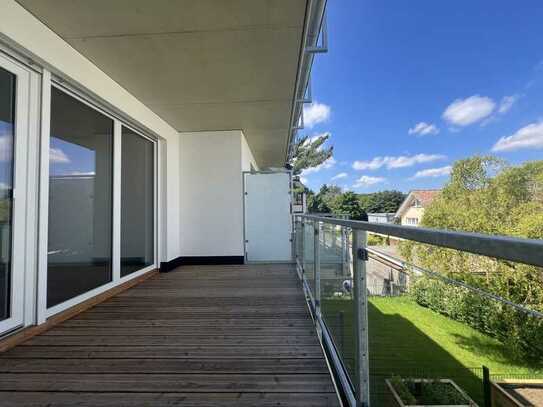 Schicke Neubau-Wohnung mit Aufzug und Balkon: barrierefrei und energieeffizient! *Erstbezug*