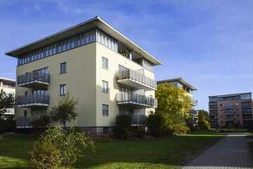 DI - schöne 2-Zimmer-Wohnung mit Balkon im grünen Fahrland