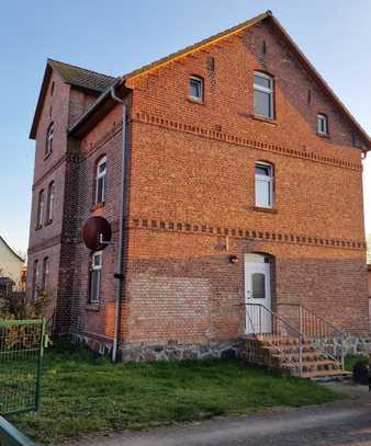 Helle 5 Zimmer Maisonette-Wohnung in Polzow zu vermieten