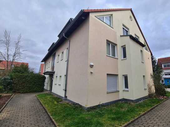 Schöne, helle 4,5 Zimmerwohnung in Altdorf