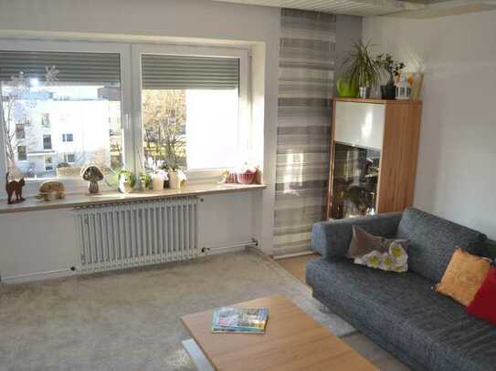 Charmante 3-Zimmer-Wohnung mit Balkon und Stellplatz in Untermenzing – Ab 01.08.2024 frei