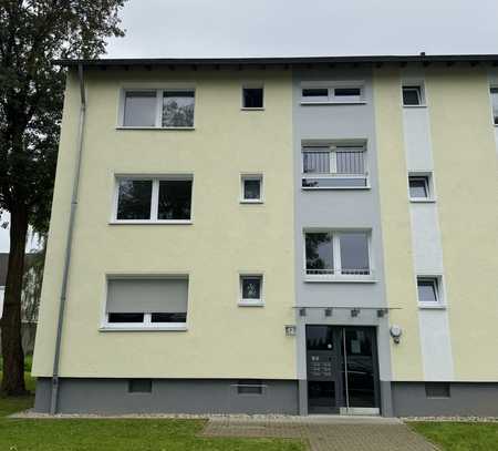 tolle 2-Zi.-Wohnung mit Balkon in modernisiertem Haus