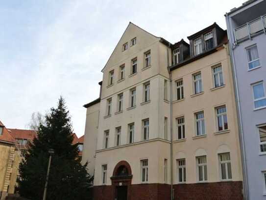 Wunderschöne Dachgeschosswohnung mit Einbauküche * Balkon