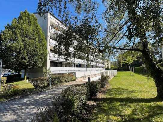 Helles 1-Zimmer-Appartement mit schöner Loggia