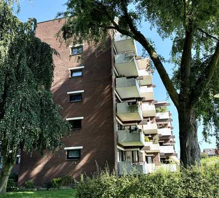 Klasse Wohnung mit Balkon und PKW-Stellplatz in begehrter Lage