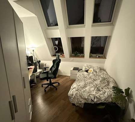 WG Room Long Term mit Anmeldung from 1st of January, Female Only