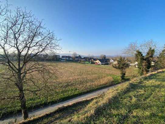 Am Ortsrand von Nimburg in reiner sonniger Südlage gelegen...