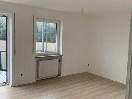 Helle 3-Zimmer-Wohnung mit Balkon und Blick ins Grüne in Ingolstadt/Haunwöhr!