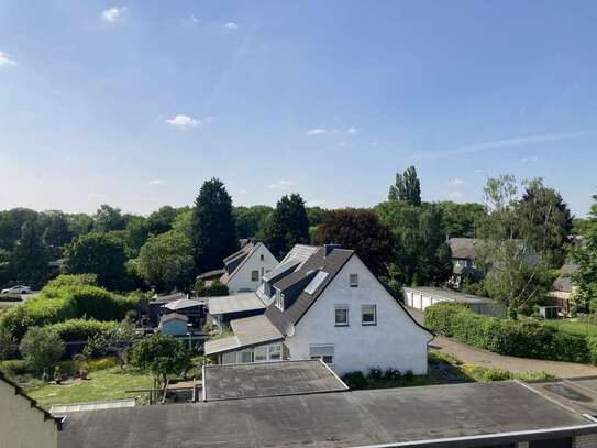 3 Zimmer Wohnung 65 m2 in Vluyn mit Balkon, 1 Etage zu vermieten.