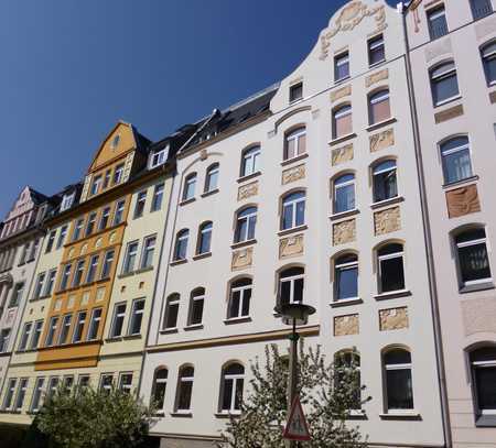 3-Zimmer-Wohnung mit Balkon und Einbauküche in Plauen