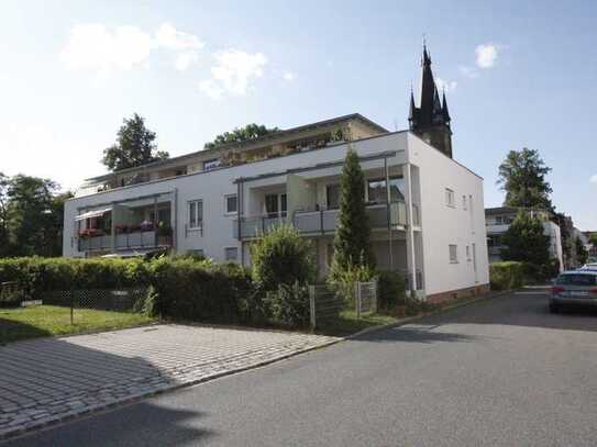 Attraktive 2-Zimmer-Hochparterre-Wohnung mit Terrasse und EBK in Freital