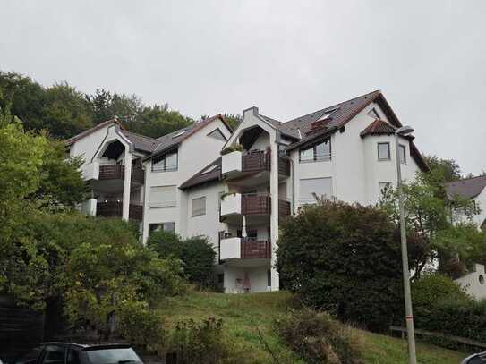 Schöne 3-Zimmer-Dachgeschosswohnung mit Balkon im Osterholz