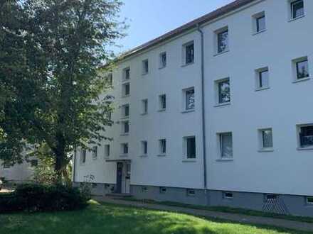 Erstbezug nach Sanierung mit Balkon: attraktive 3-Zimmer-Wohnung in Fehrbellin