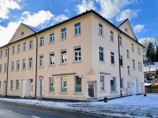 Sichtbare Gewerberäume (Gewerbe / Büro / Praxis) - Hauptstraßenlage in Klingenthal