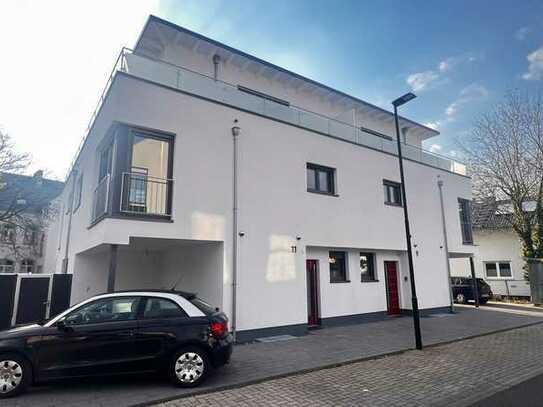 Provisionsfrei - Traumhafte Maisonettewohnung mit Dachterrasse und Stellplatz