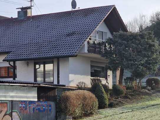 Freistehendes Einfamilienhaus in ruhiger Ortsrandlage