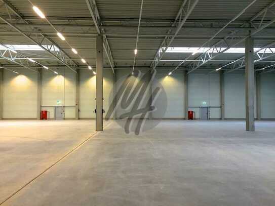 SCHNELL VERFÜGBAR ✓ 24/7-NUTZUNG ✓ Lager-/Logistikflächen (1.350 m²) mit optional Büro zu vermieten