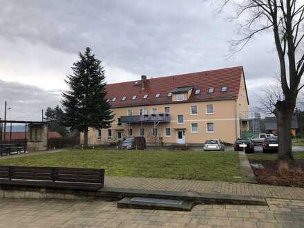 3-Raum-Wohnung in Mittelndorf mit Balkon