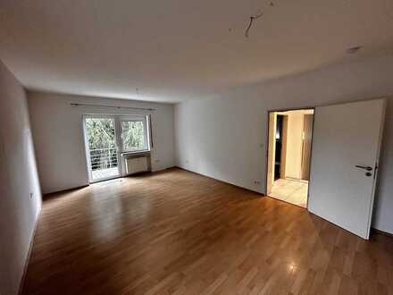 Geschmackvolle 3-Zimmer-Wohnung mit 2 Balkonen und EBK in Winkelhaid