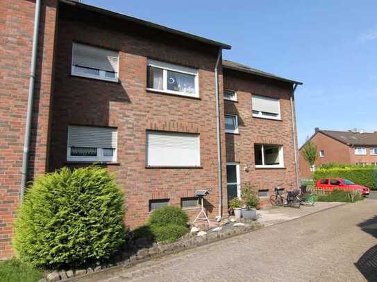 Großzügige und modernisierte Dachgeschosswohnung in ruhiger Lage von Rees