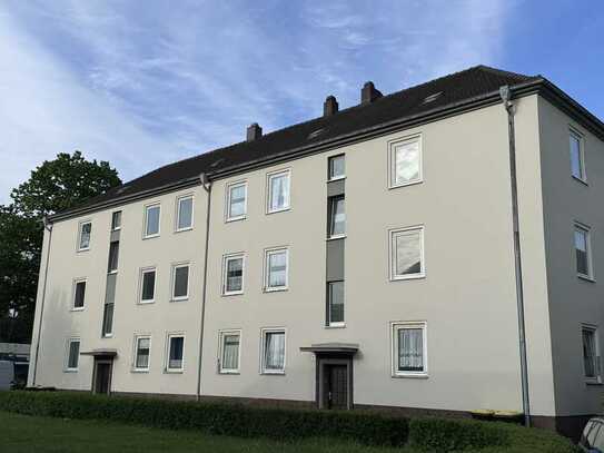 2 Mehrfamilienhäuser mit 12 Wohnungen in Herne, Dach unausgebaut, langfristig 12,9-fach!