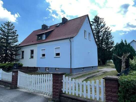 Doppelhaushälfte mit schönem Garten in Leipzig-Portitz