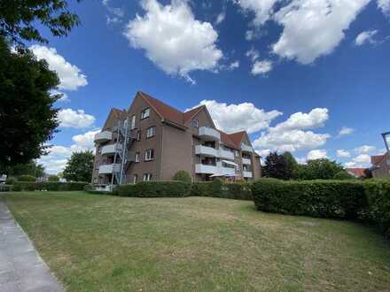 Lichtdurchflutete DG-Wohnung mit Balkon und Tiefgaragenstellplatz in zentraler Lage von Ganderkesee