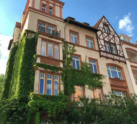 Charmante Dachgeschosswohnung in historischem Altbau von 1913-Verkauf ohne Makler