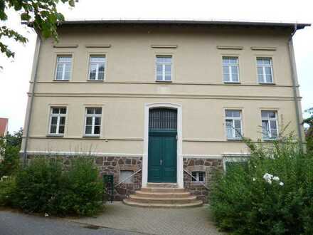 Braschwitz / großzügige 3 Zimmer Altbau Wohnung mit Balkon zu vermieten