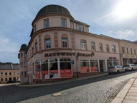 Günstige 3-Zimmer-Wohnung in zentraler Lage von Markneukirchen: Ideal für Handwerker und Visionäre!