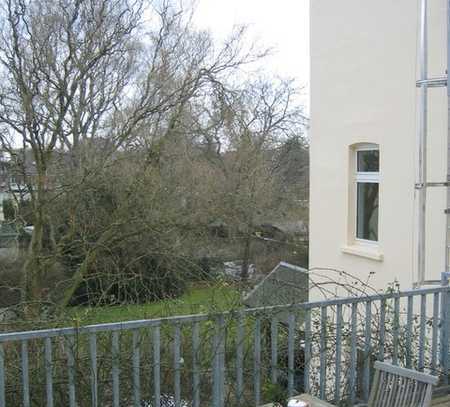 4 Zimmer Wohnung mit Balkon