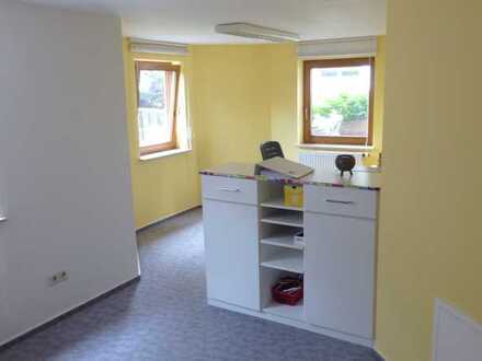 Geräumige, gepflegte 1-Zimmer-Wohnung zum Kauf in Neuffen