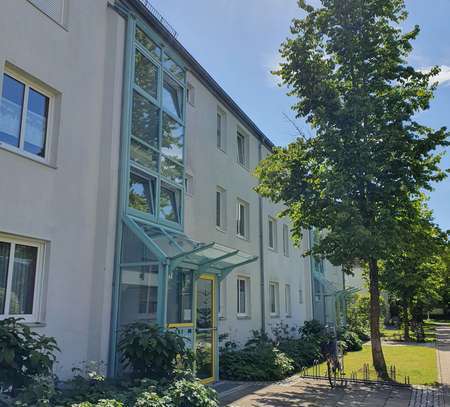 Ideal geschnitte 3-Zimmer-Wohnung mit Südbalkon und Einbauküche in Altenerding