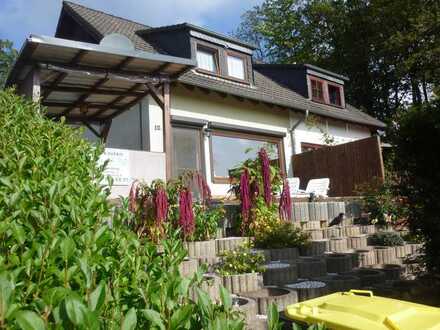 Einfam.Haus für die kleine Familie, prov.frei, kein Erbbaurecht!