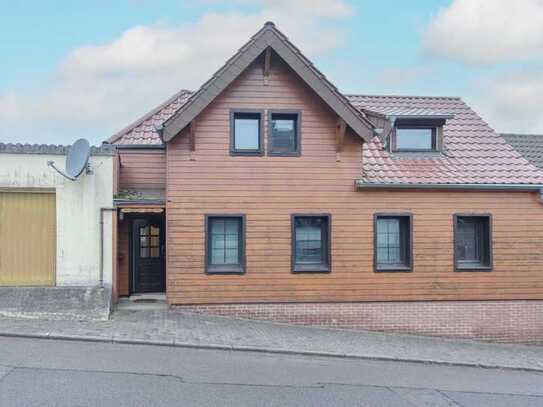 Gestaltbares Zuhause in Schiffweiler-Landsweiler-Reden: EFH mit Garten mit Renovierungsbedarf