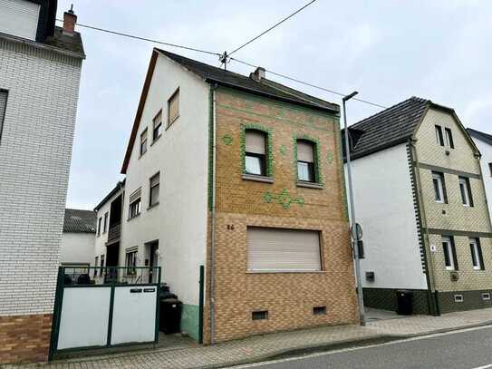 Renditestarkes 2-Familienhaus inkl. Garage!