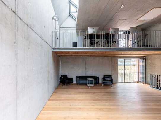 IT-Loft mit Spreeblick: Premium Infrastruktur auf 3 Etagen