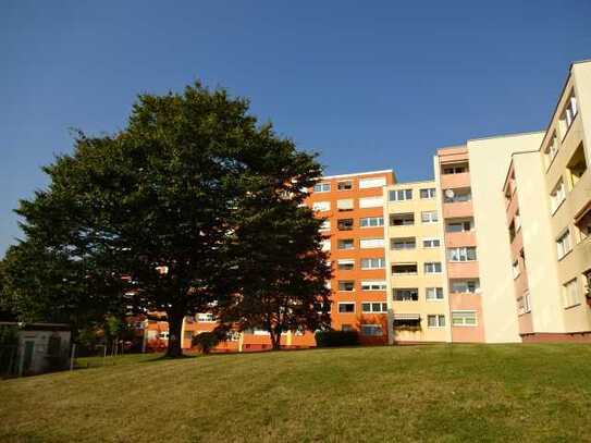 3-Zimmer Wohnung in der Nordstadt - Alt Wolfsburg! 2 Balkone, Lift, Blick auf das Schloss!