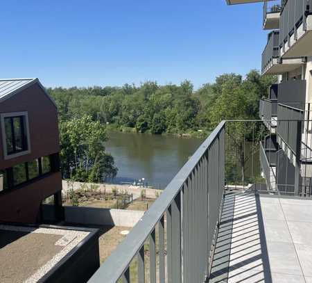 Sonnige, neue Dreizimmerwohnung direkt an der Saale, barrierefrei für die Zukkunft