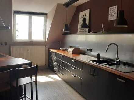 Einzigartige 4,5 Zimmer Wohnung im Altbau mit Sauna in bester Lage Dusiburg Hamborns