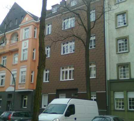 2-Zimmer -Wohnung mit Balkon in Düsseldorf