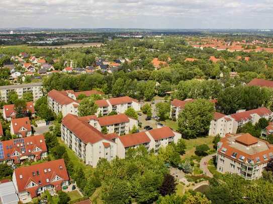 Geräumige 3-Zimmer-Wohnung in gepflegter Anlage in Merseburg mit Terrasse,Laminat und Stellplatz