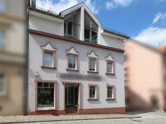 Renovierte Maisonette Wohnung mit Balkon und Garage in Geisa zu verkaufen