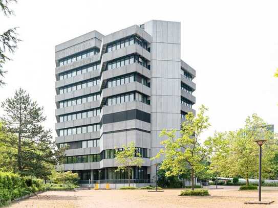 Repräsentative Bürofläche im 7. OG mit Panorama-Blick in Groß-Buchholz – Provisionsfrei vom Eigentüm