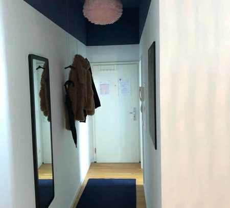Comfortable double bedroom in a 3-bedroom apartment in Martins-Viertel