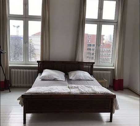 6 Zimmer Graefe-Kiez-Altbauwohnung ruhig