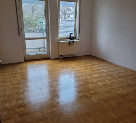 3-Zimmer-Wohnung mit Balkon in Hüttlingen zu verkaufen