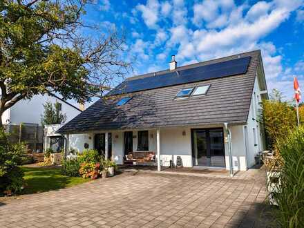 Exklusives EFH in absoluter Bestlage in BN-Hoholz! 262qm, 3 Bäder, Bj. 2014, PV-Anlage, Wärmepumpe..